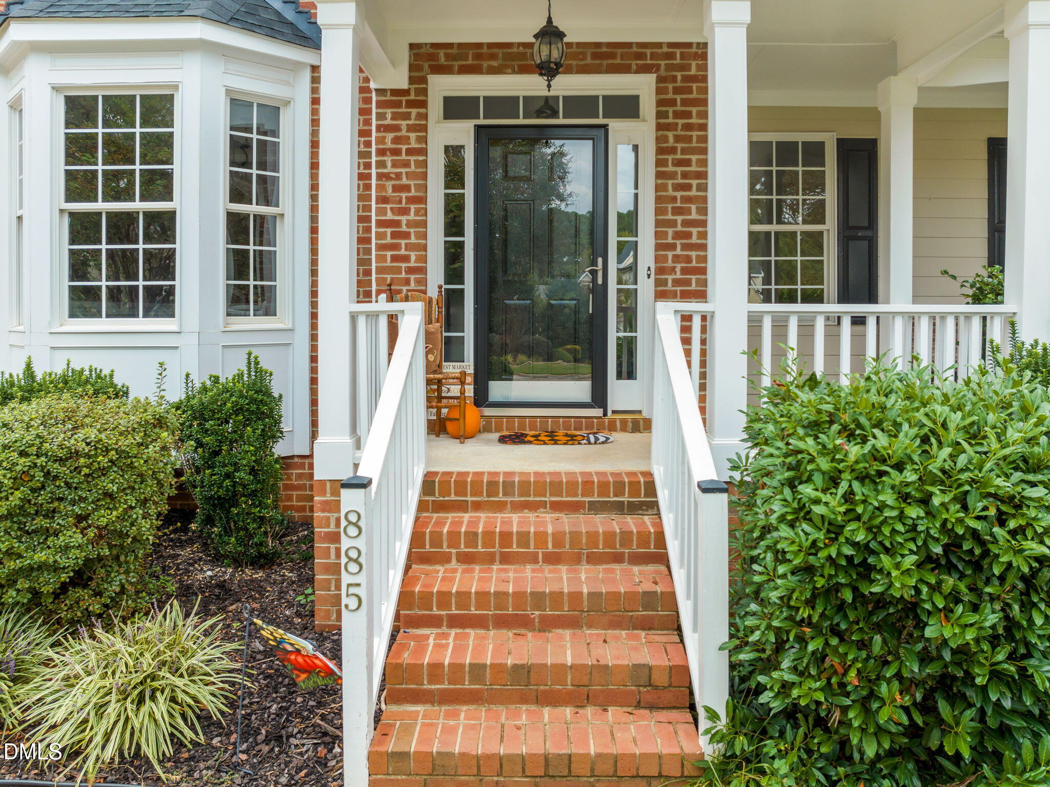 885 Hadrian Drive