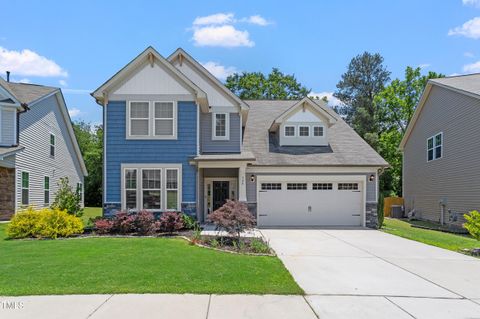 Single Family Residence in Fuquay Varina NC 340 Avery Glenn Way.jpg