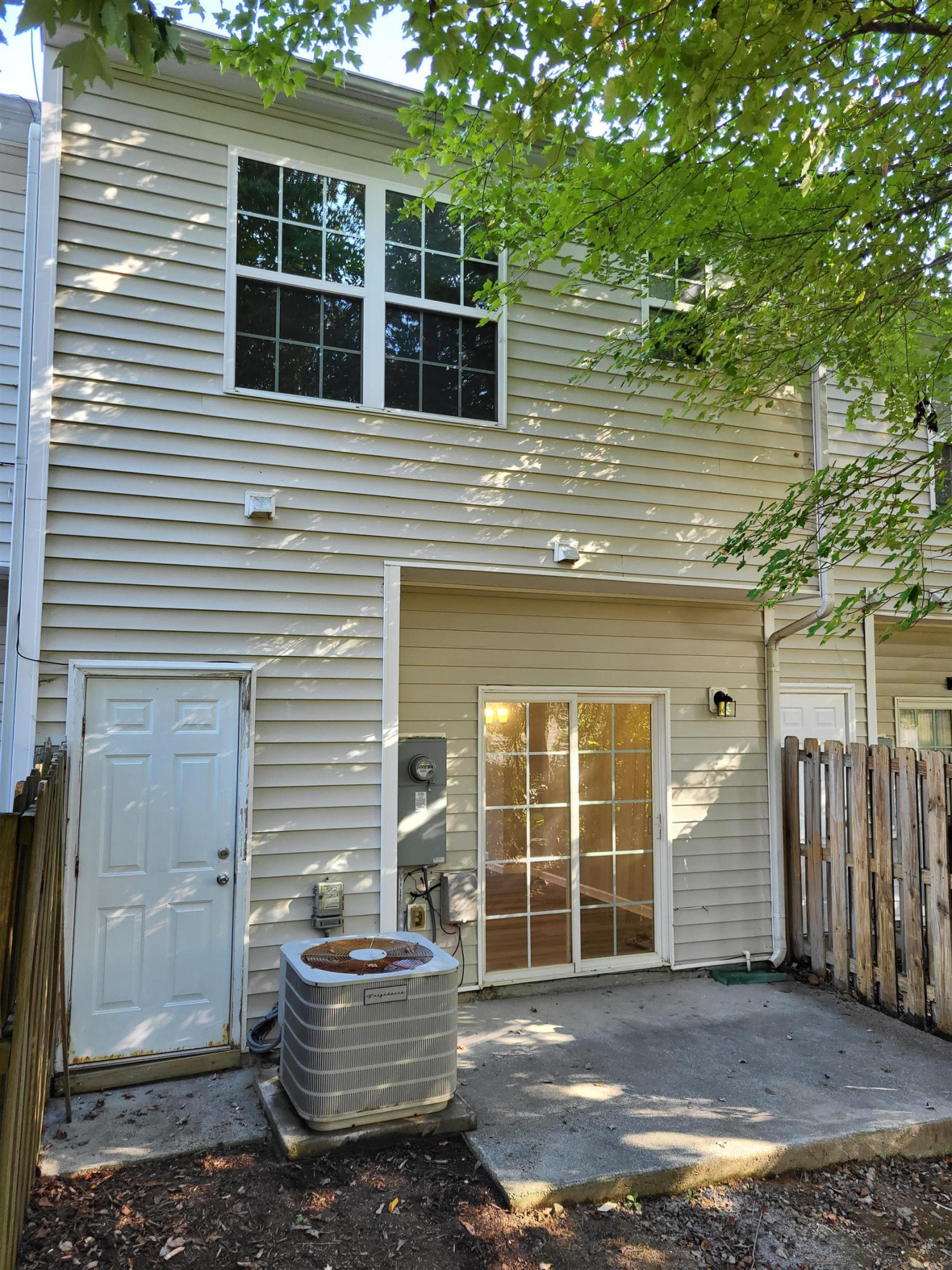 1606 Oxleymare Drive