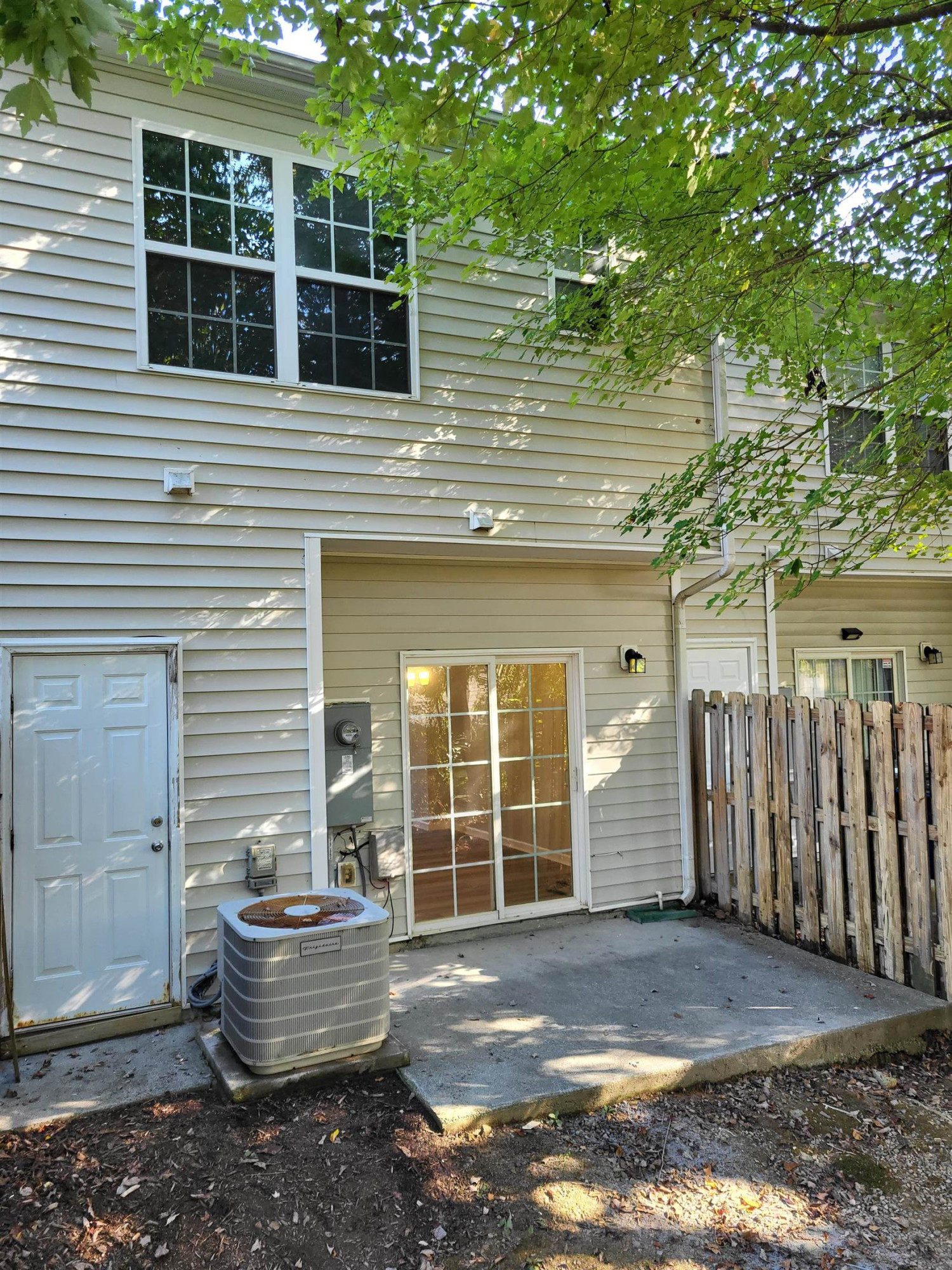 1606 Oxleymare Drive