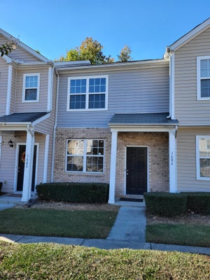 1606 OXLEYMARE DR, RALEIGH, NC 27610 - Image 637a01bfd736a4130a2e791f458fbcdc/606605684