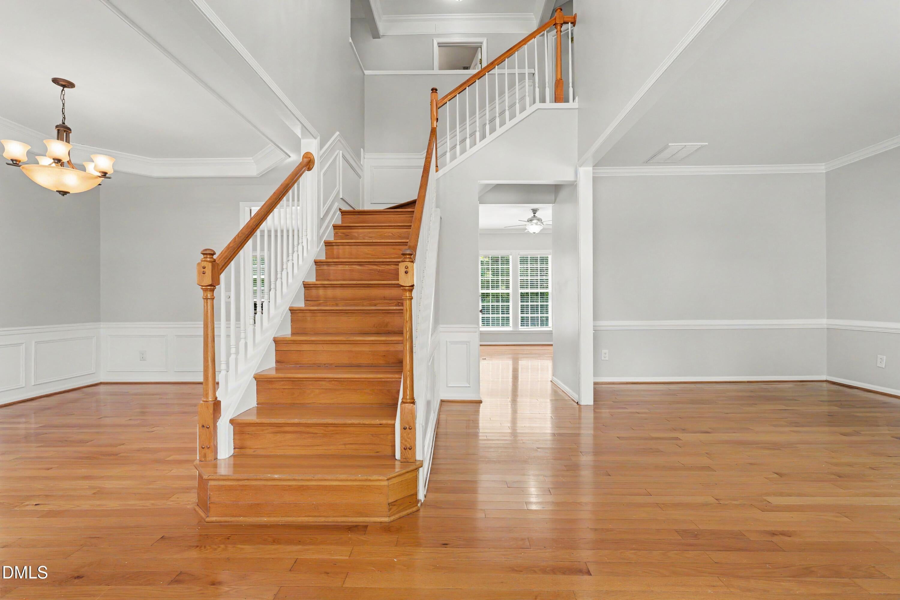 5325 Granada Hills Drive