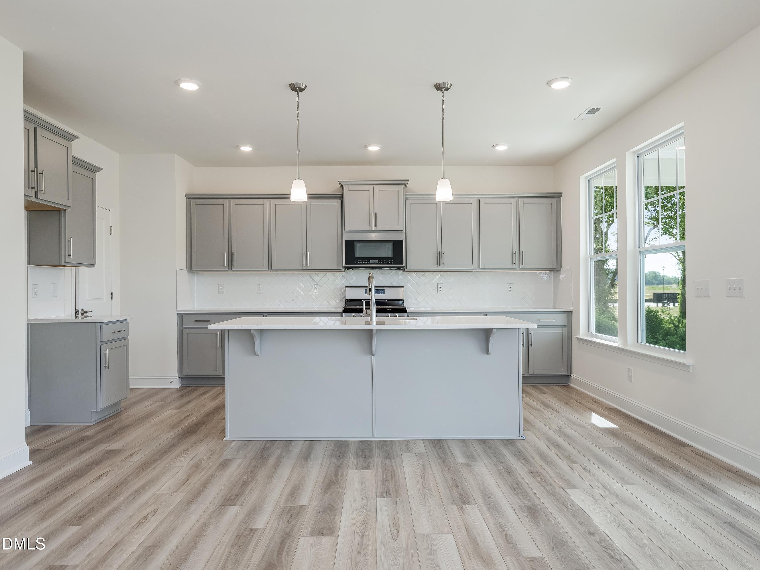 548 Hipwood Drive