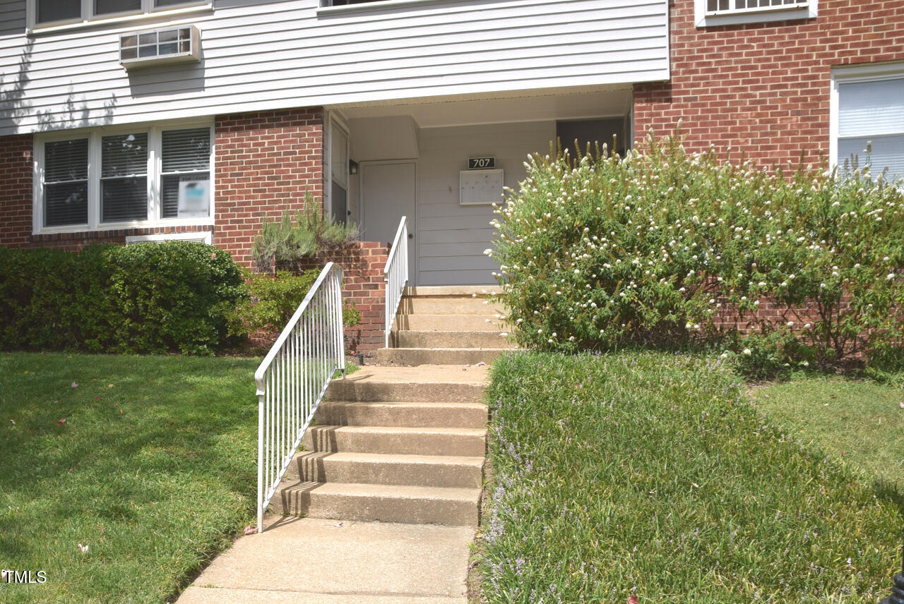 707 Daniels Street A