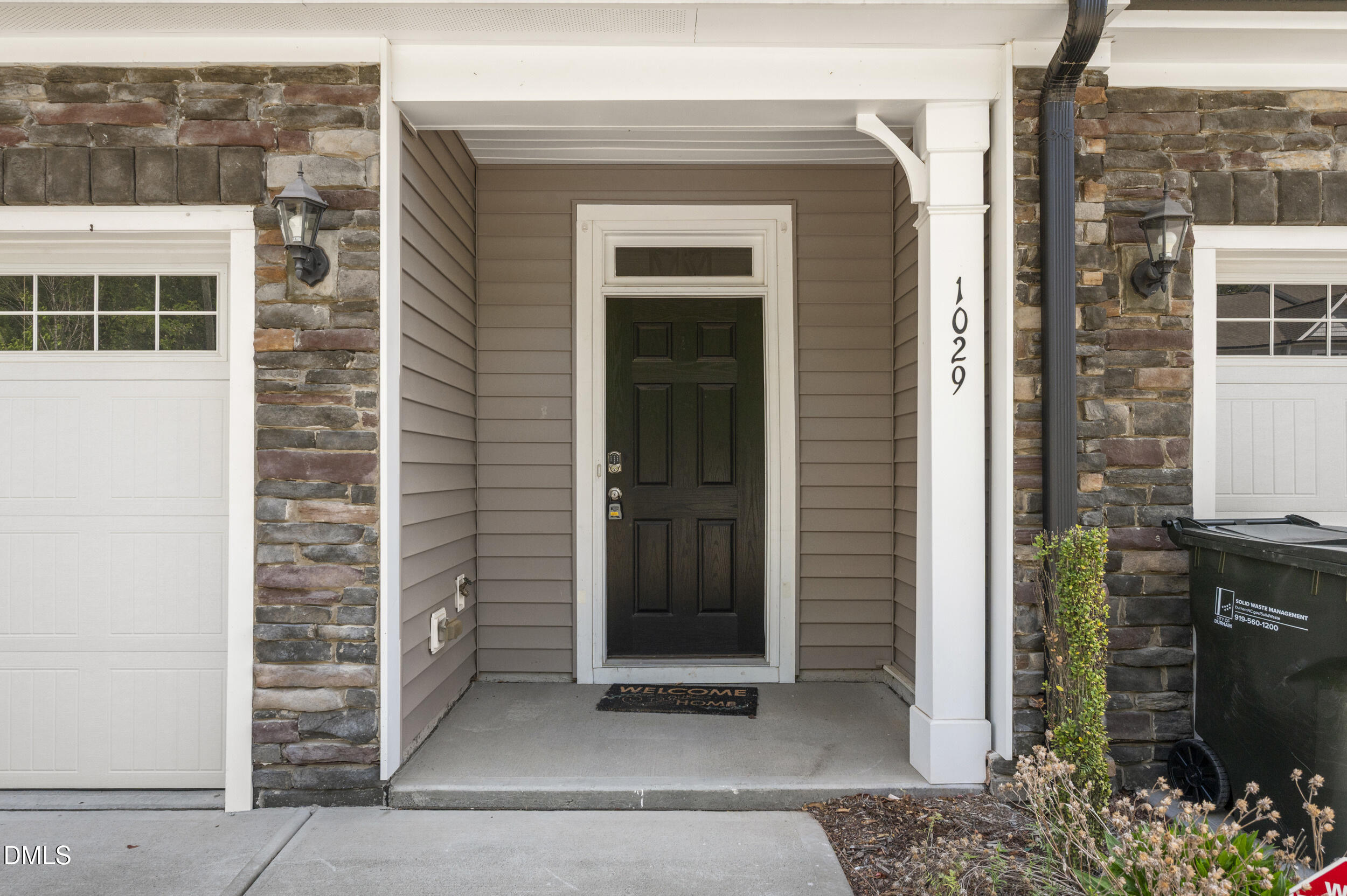 1029 Arbor Edge Lane