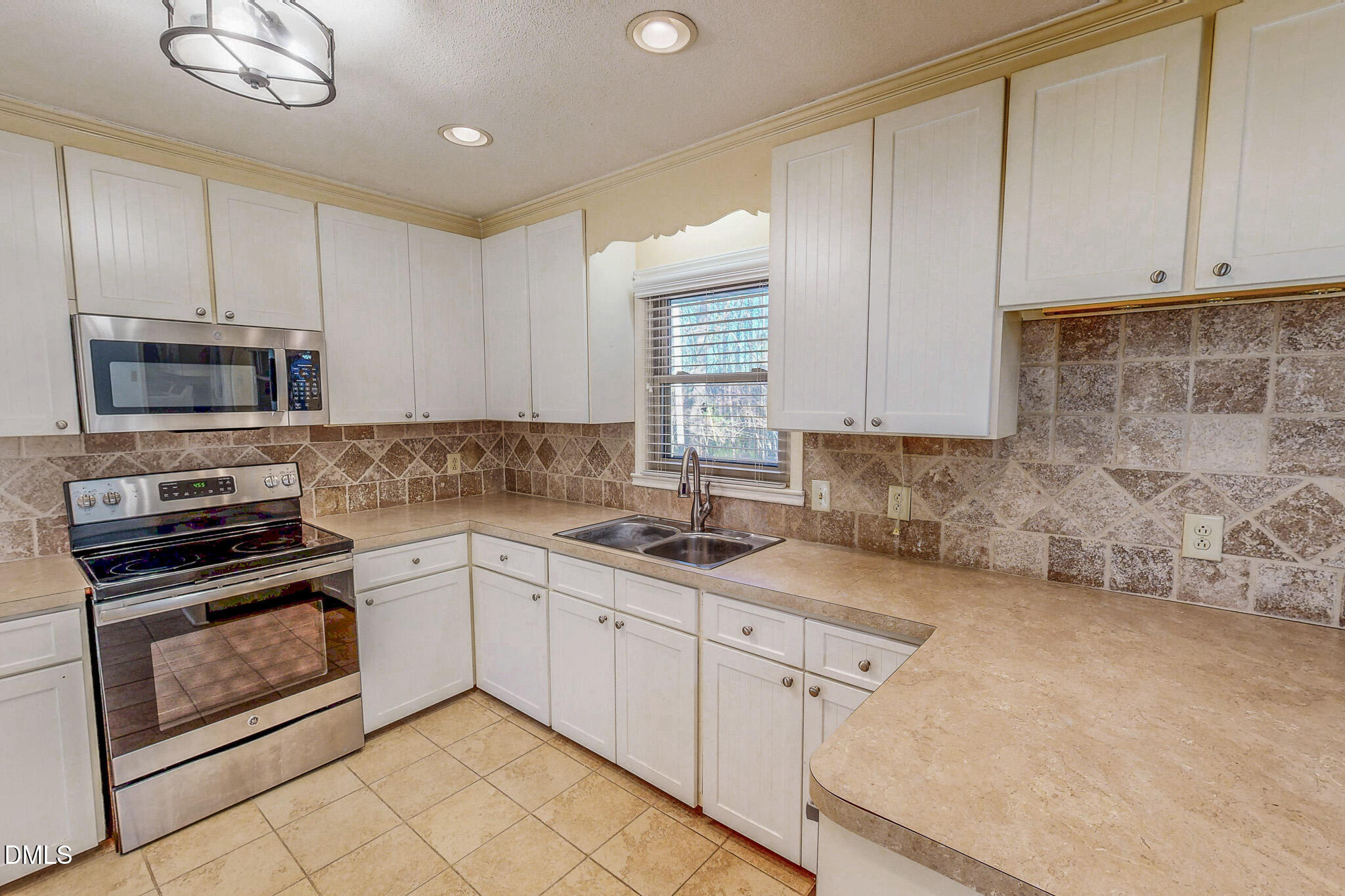 10504 N Roxboro Road