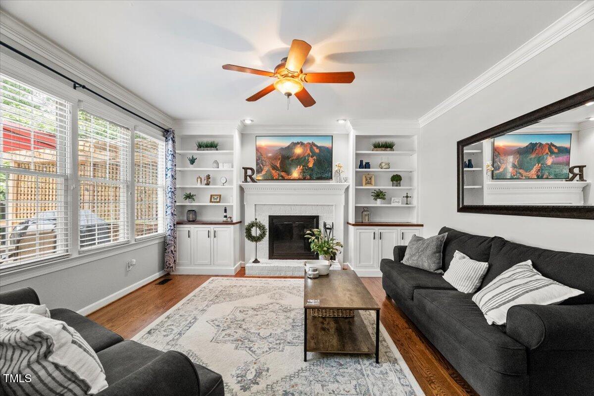 102 Barometer Lane