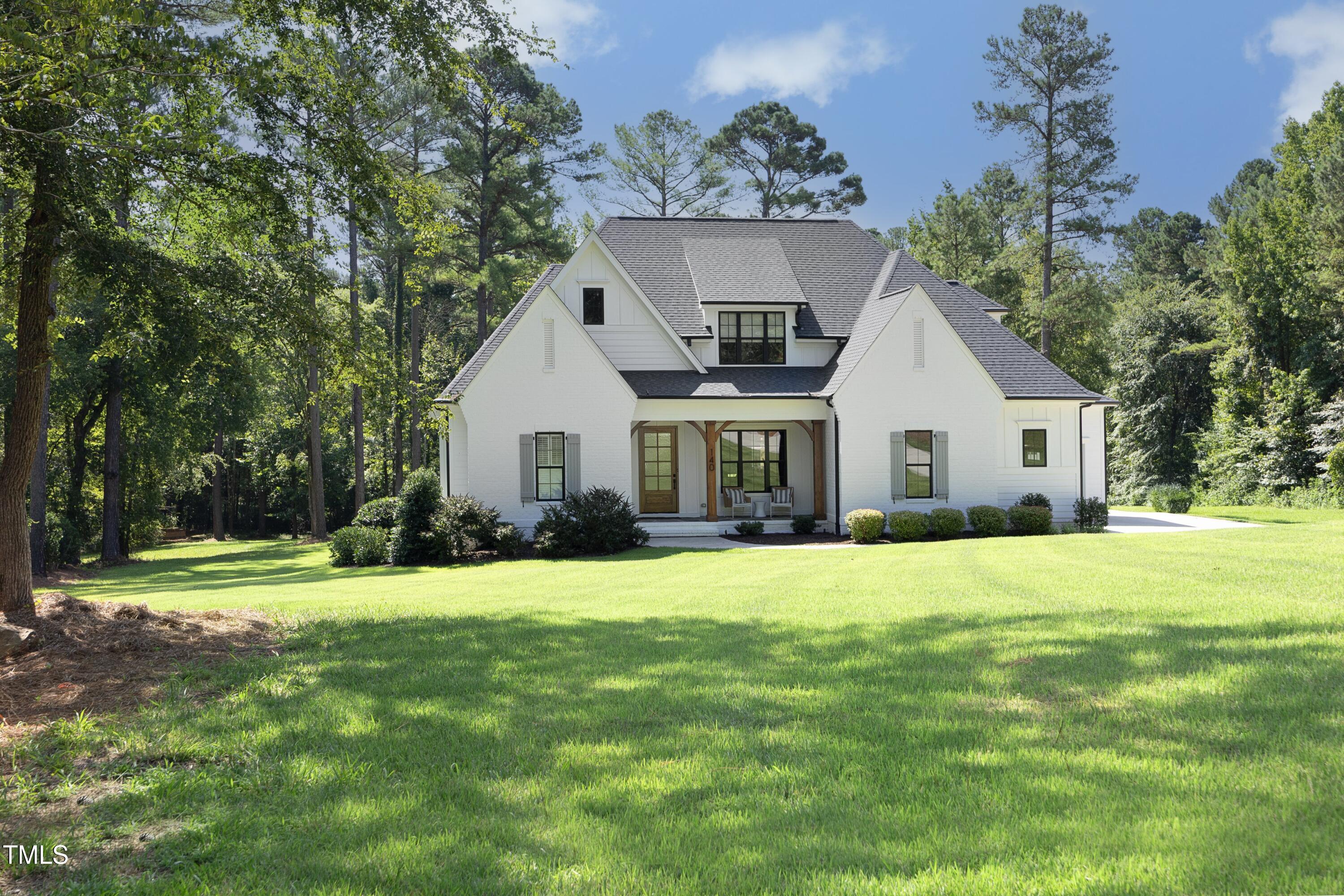 140 Blufftonwood Drive