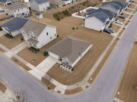 304 Willow Grove Lane Fuquay Varina NC 27526