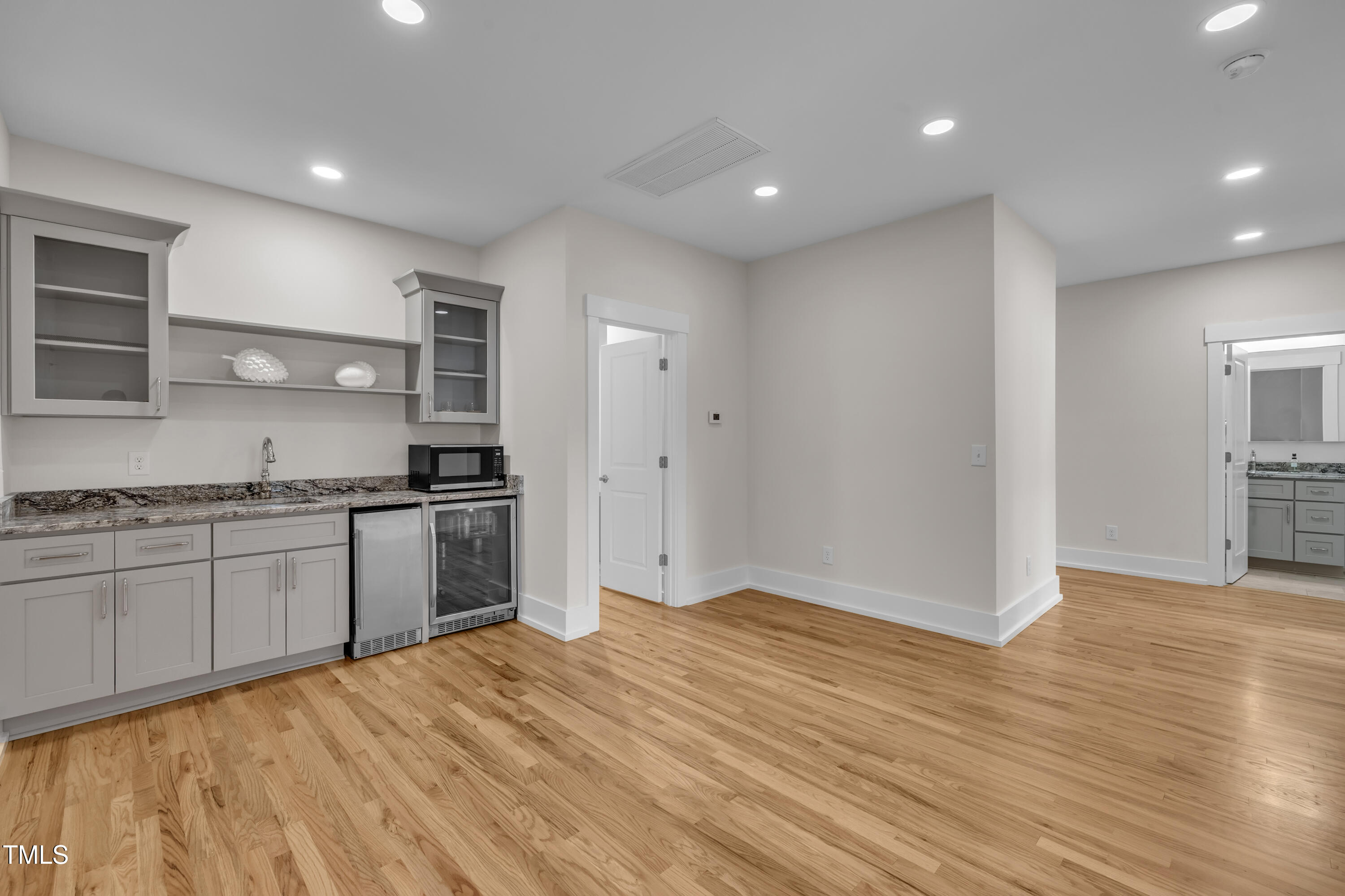 Durham, North Carolina 27705, United States, 4 Bedrooms Bedrooms, ,5 BathroomsBathrooms,Residential,Active,167793