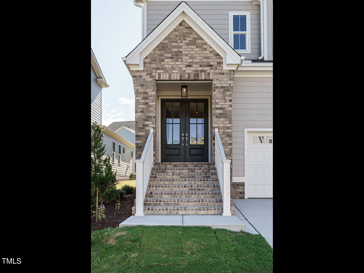 1719 Grassy Falls Lane