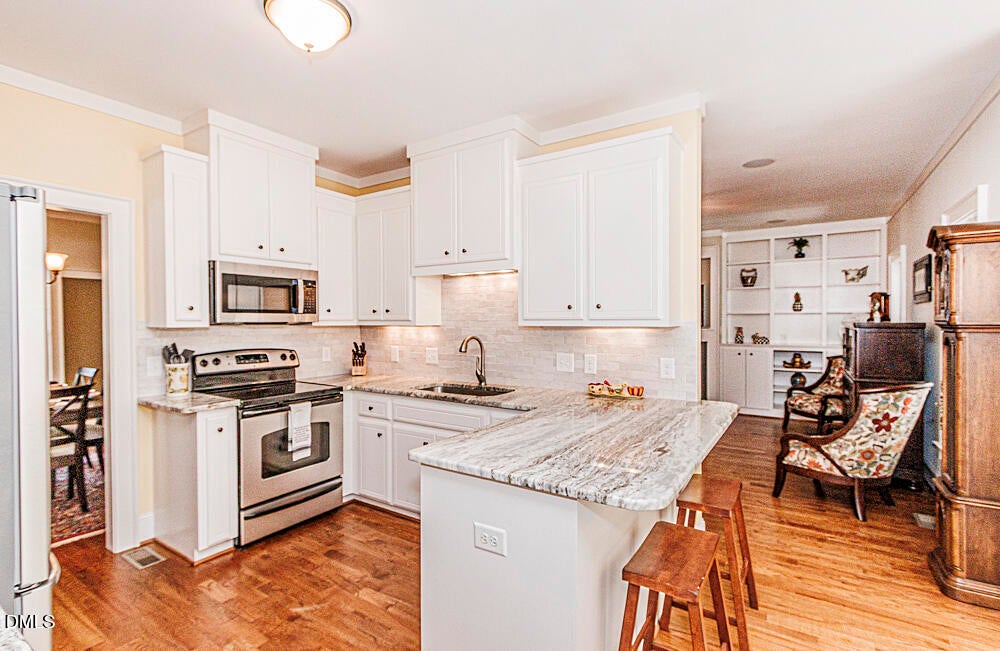 2200 Capstone Court