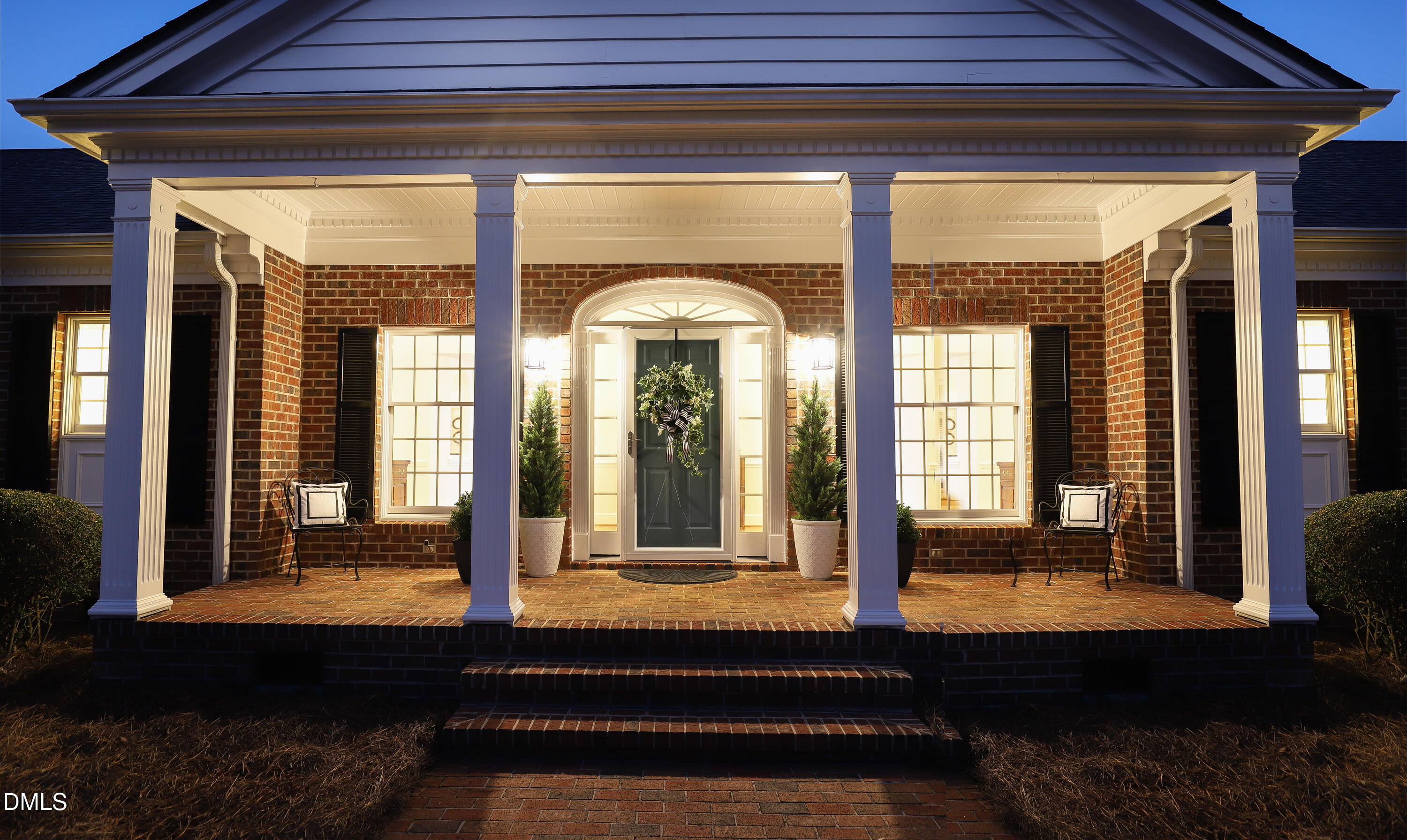 10 Country Club Drive