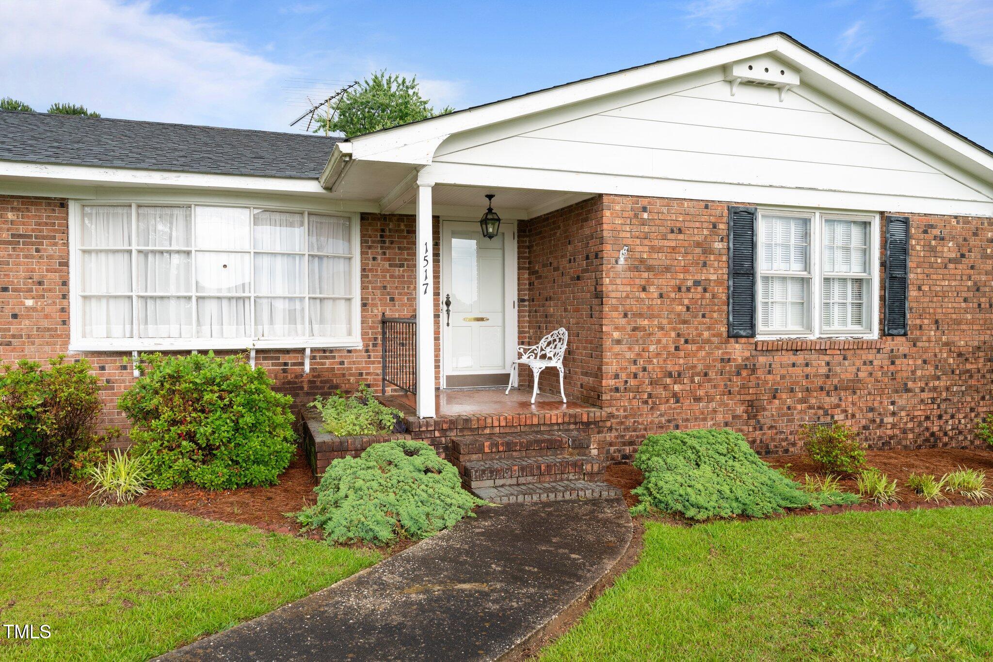 1517 Hodges Chapel Road