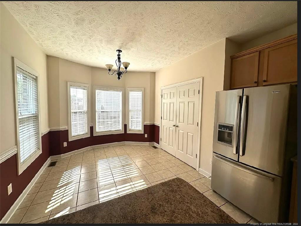Photo 6 of 6 of 4019 Beaubien Drive house