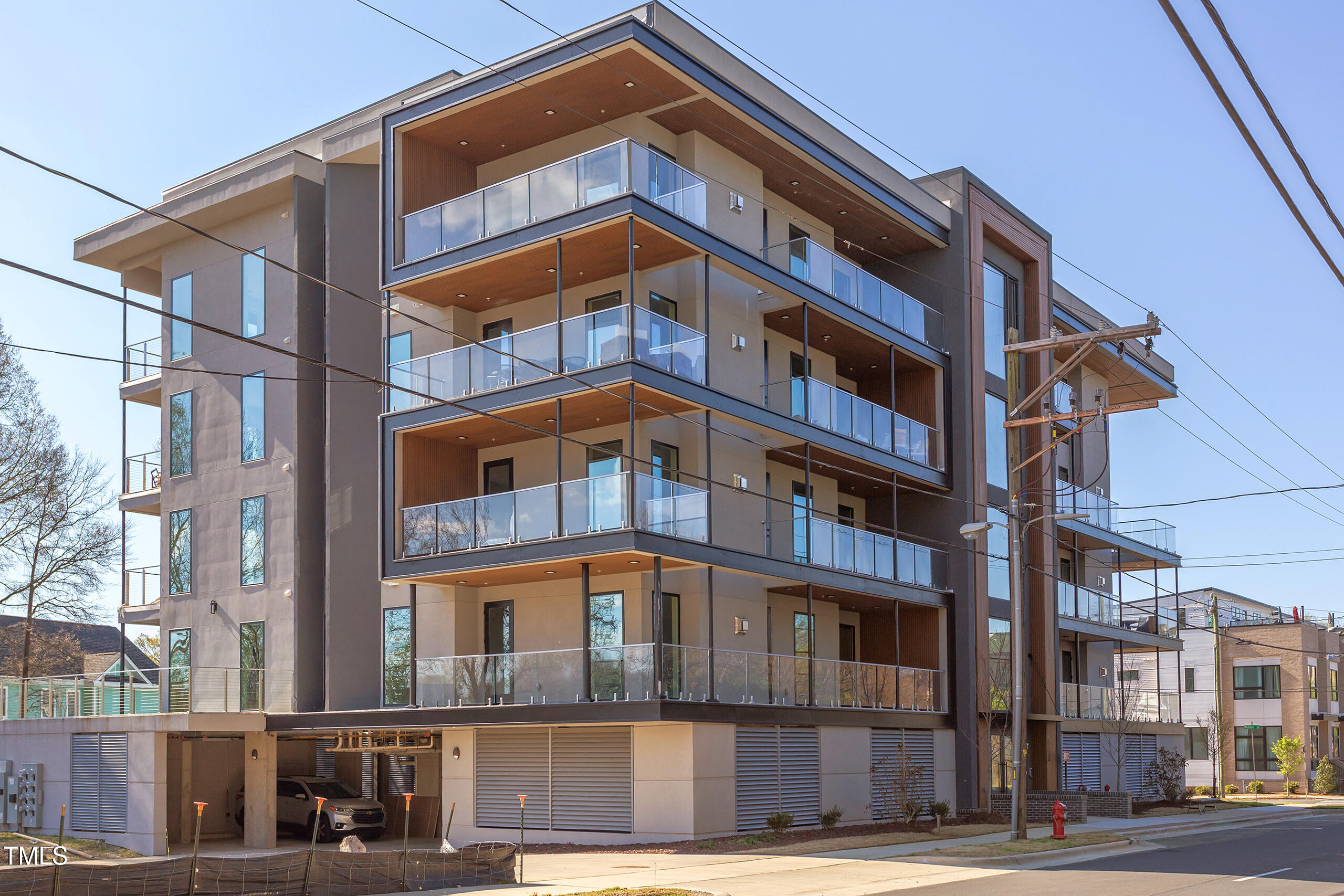 620 N Roxboro Street 43