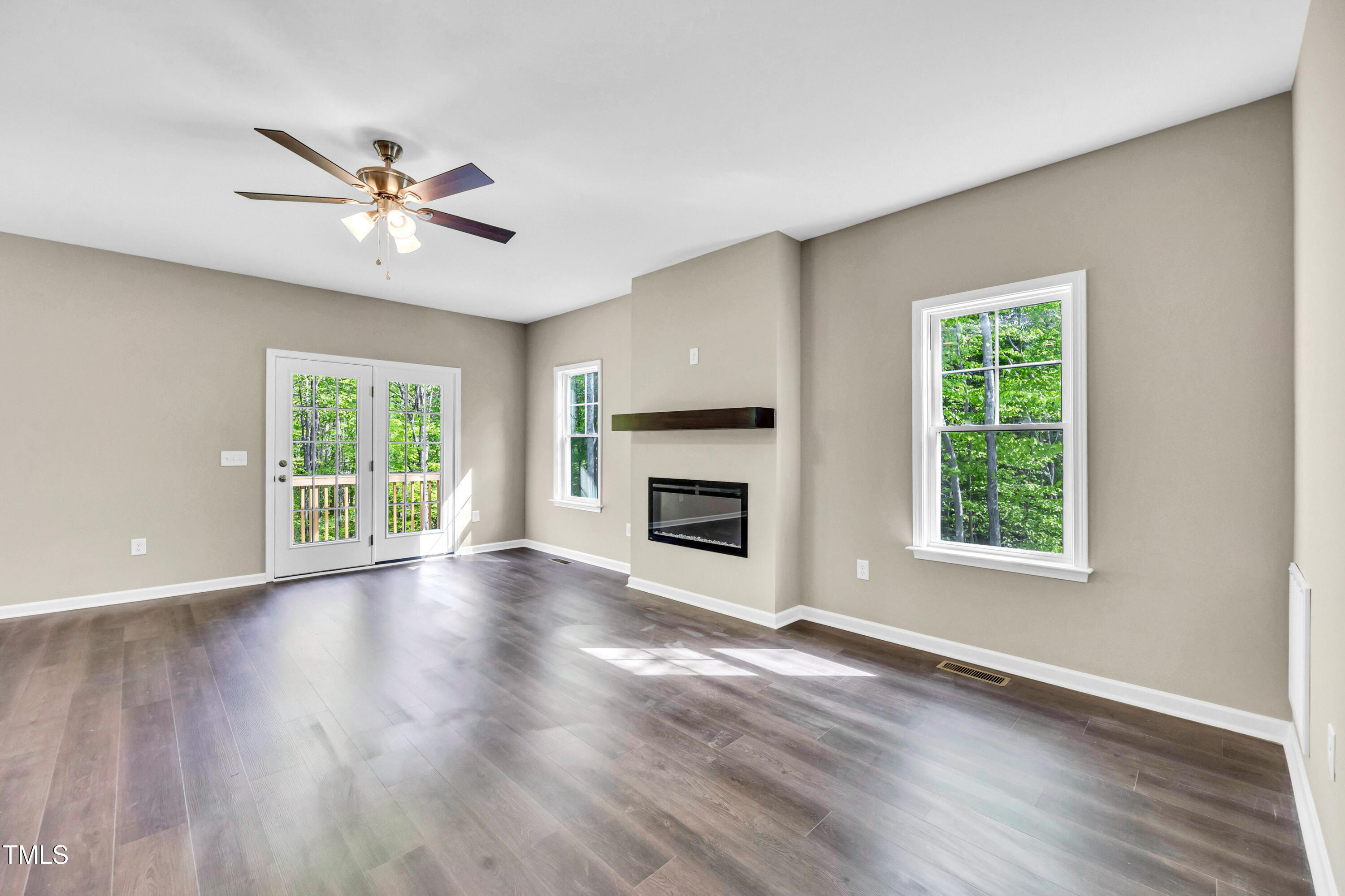 5002 Bobs Court