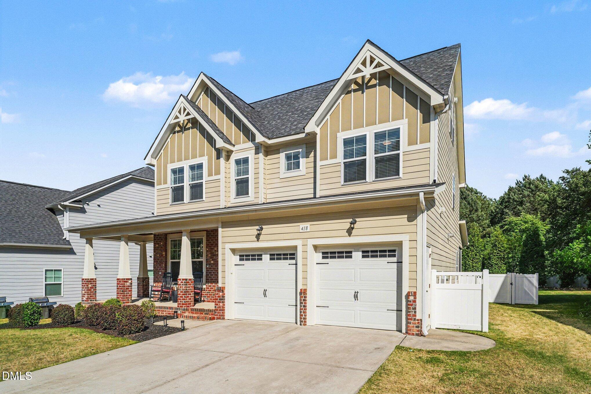 418 Banner Blue Court