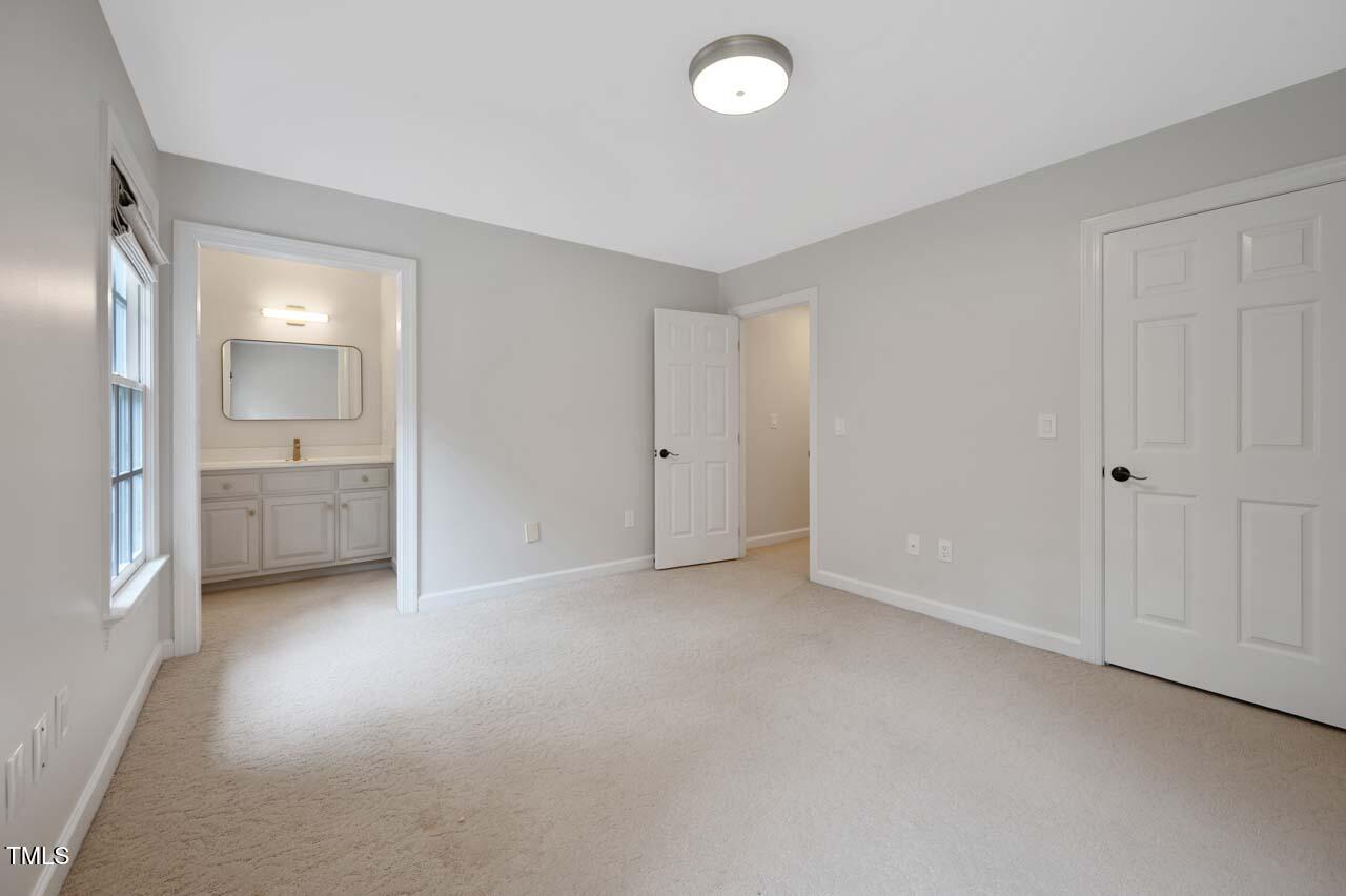 Durham, North Carolina 27712, United States, 4 Bedrooms Bedrooms, ,4 BathroomsBathrooms,Residential,Active,256496