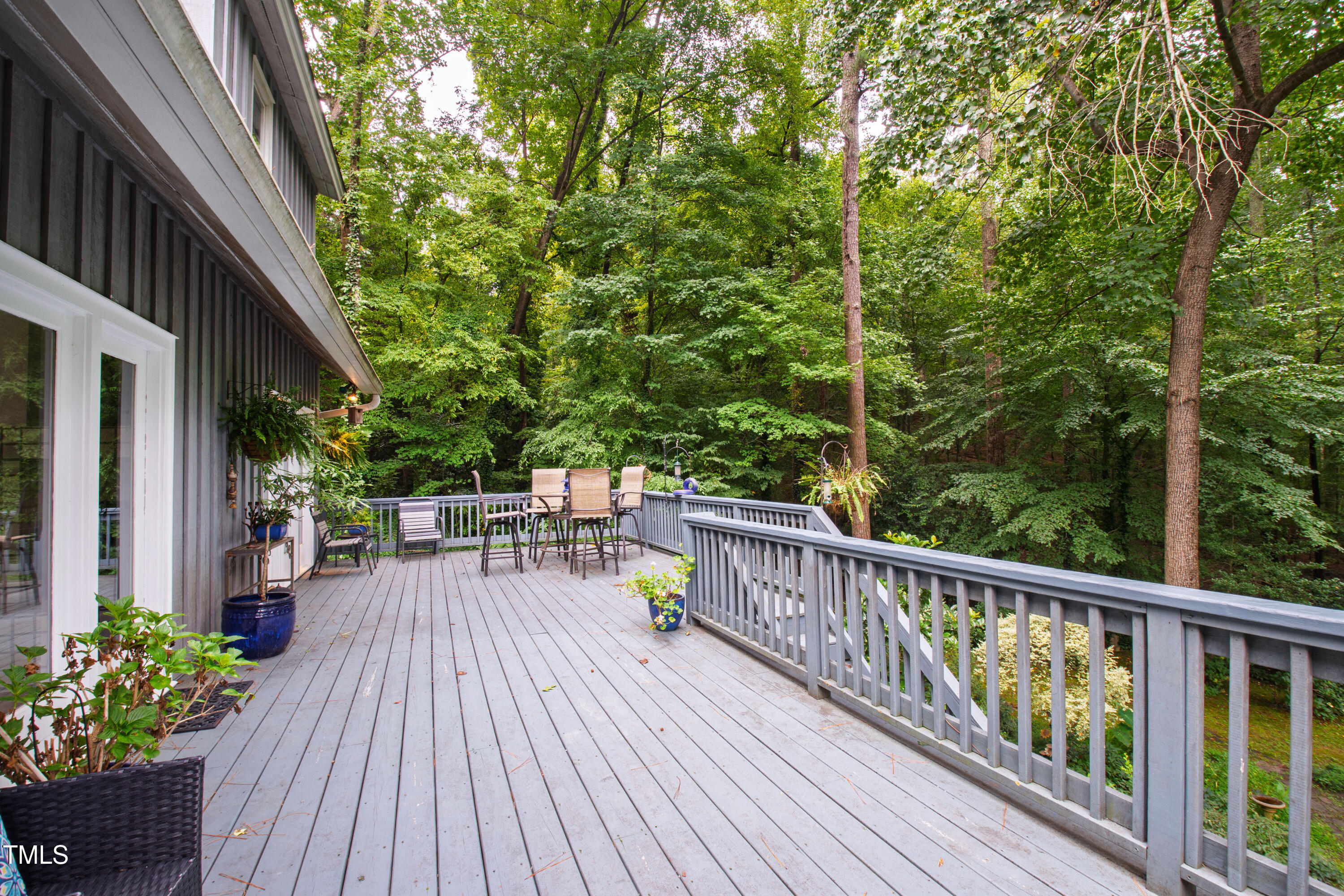 1409 Granada Drive