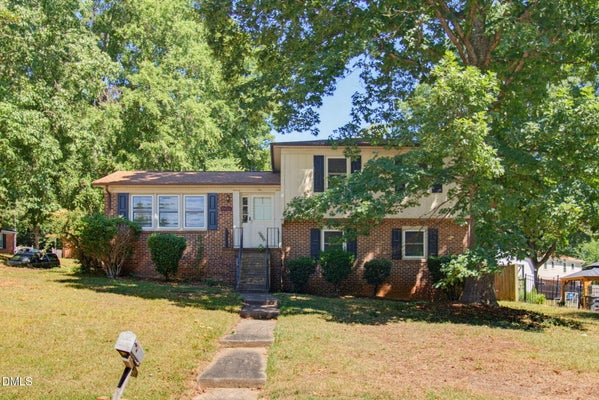 4406 BECKFORD DR, GREENSBORO, NC 27407 - Image 649ed6a13dd59cdffad6955e0aa677b0/1829668759