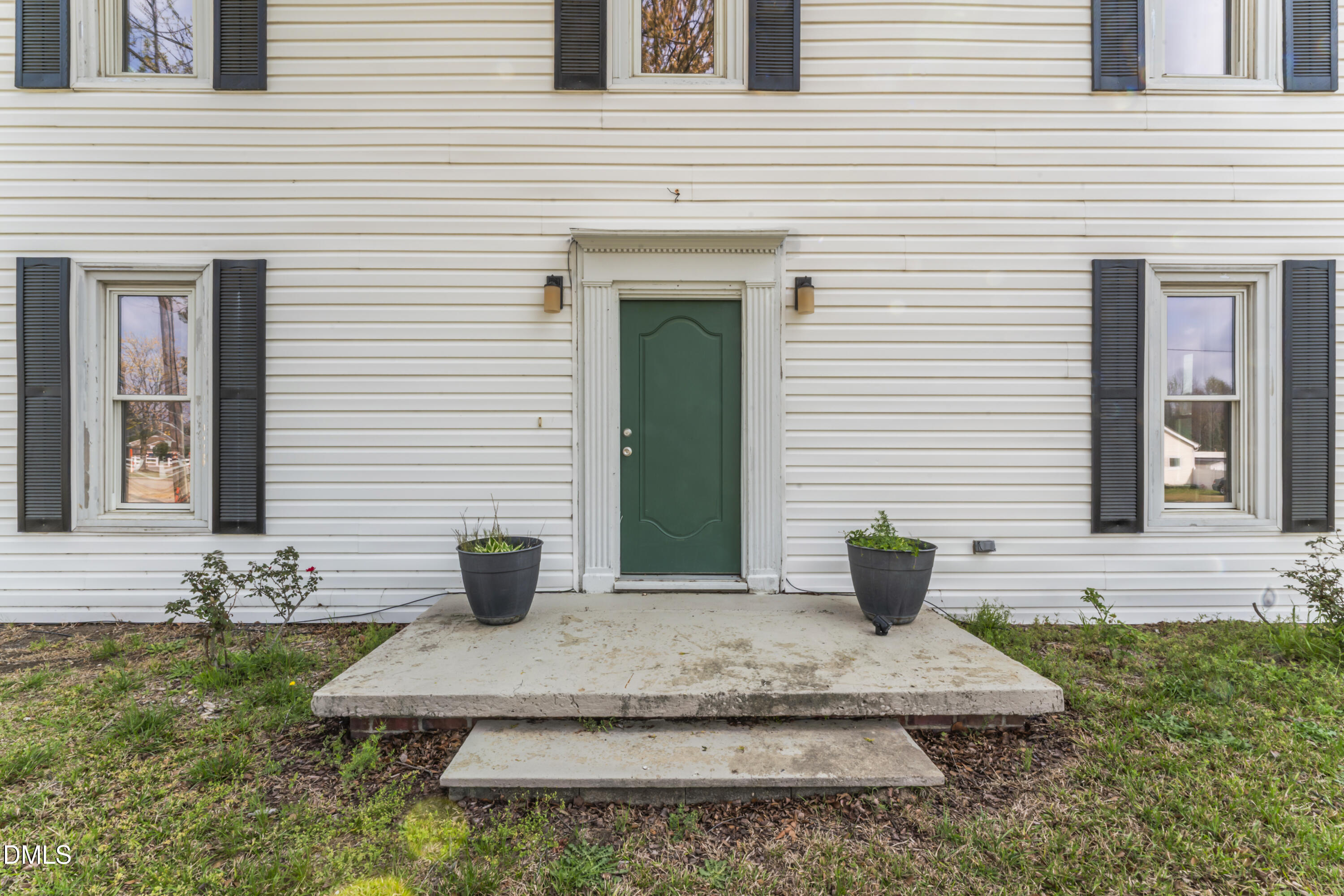 141 S Broad Street E