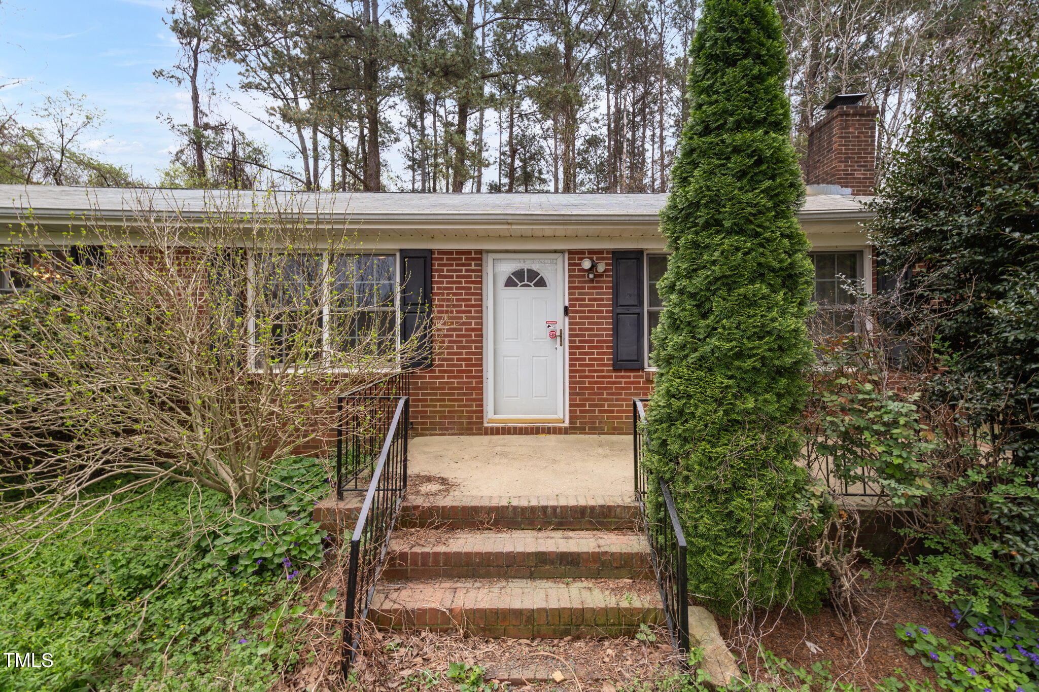 6702 Huntsboro Road