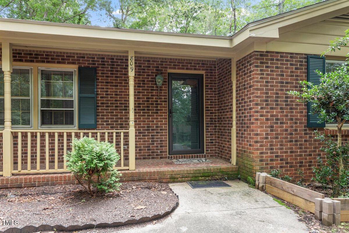 809 Valerie Drive