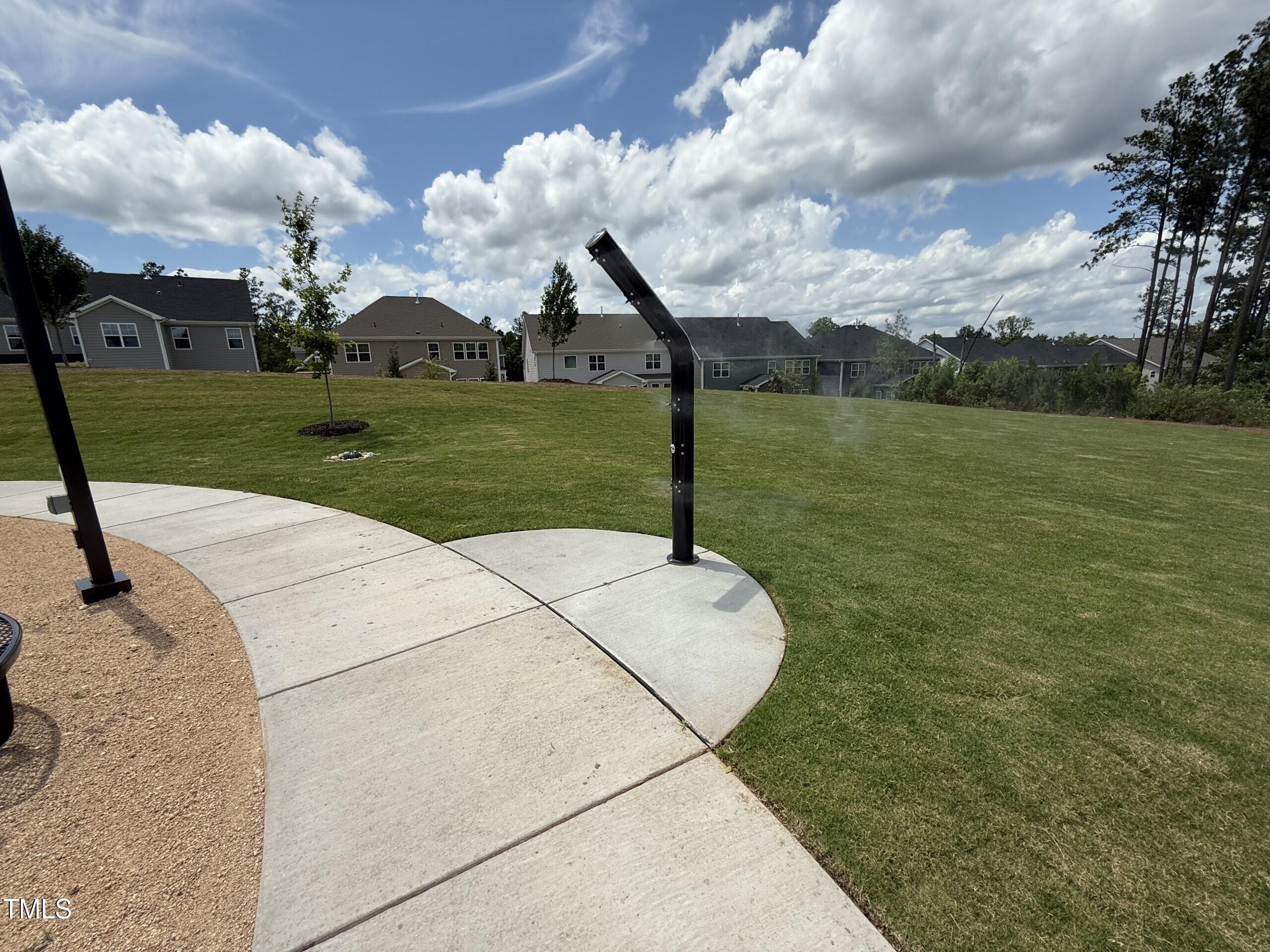 2106 Pink Peony Circle 146