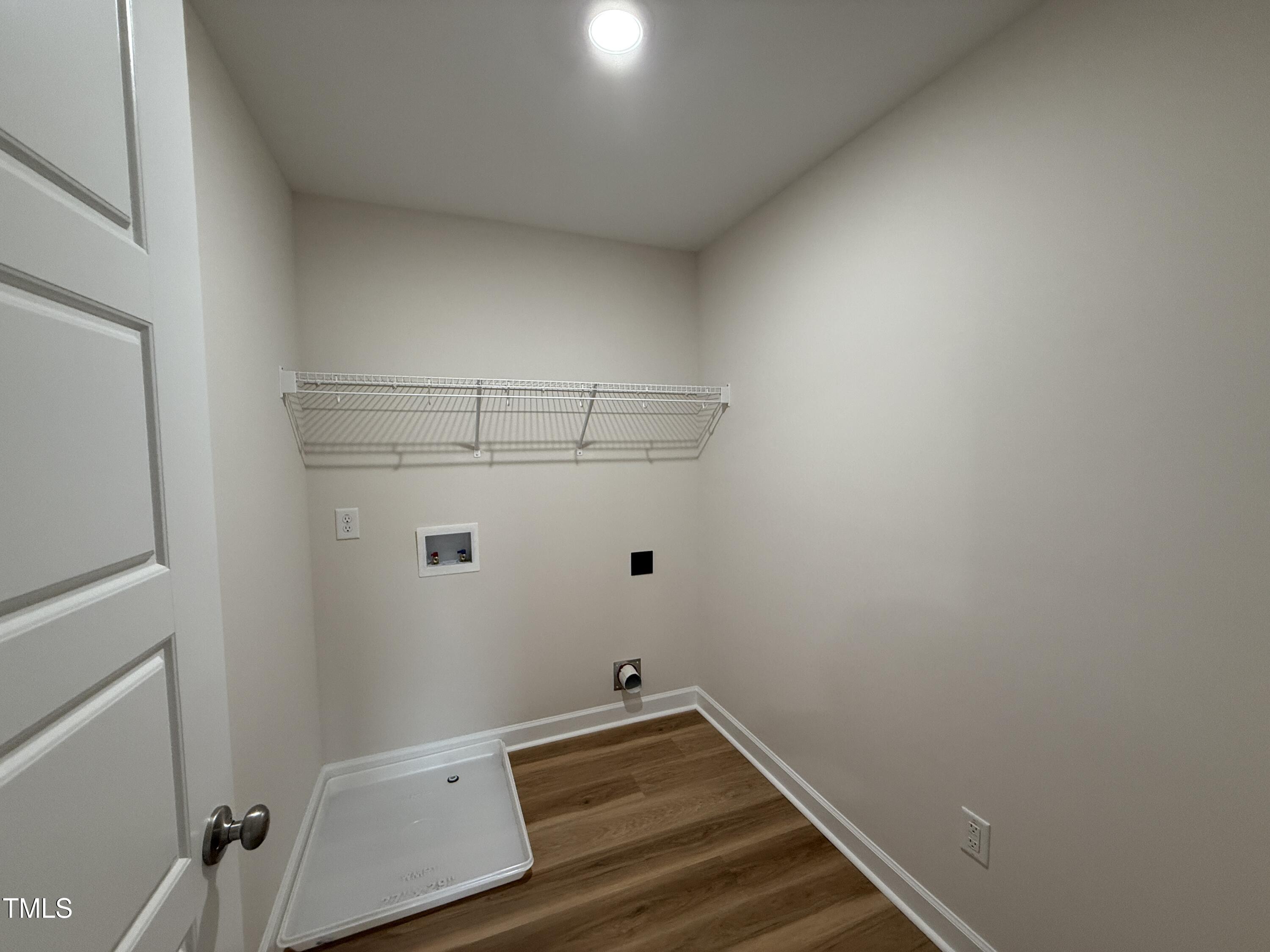 10 Silver Court