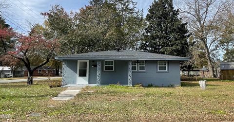 312 S Wooten Street La Grange NC 28551