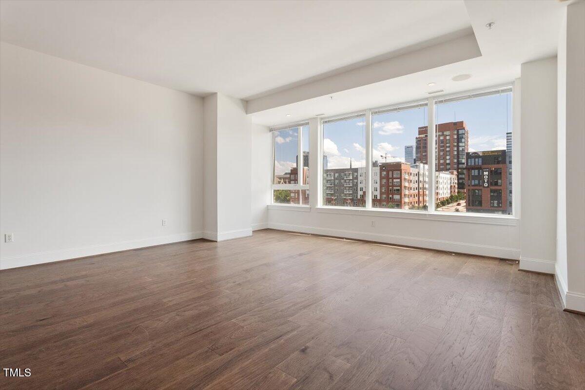 400 W North Street 732