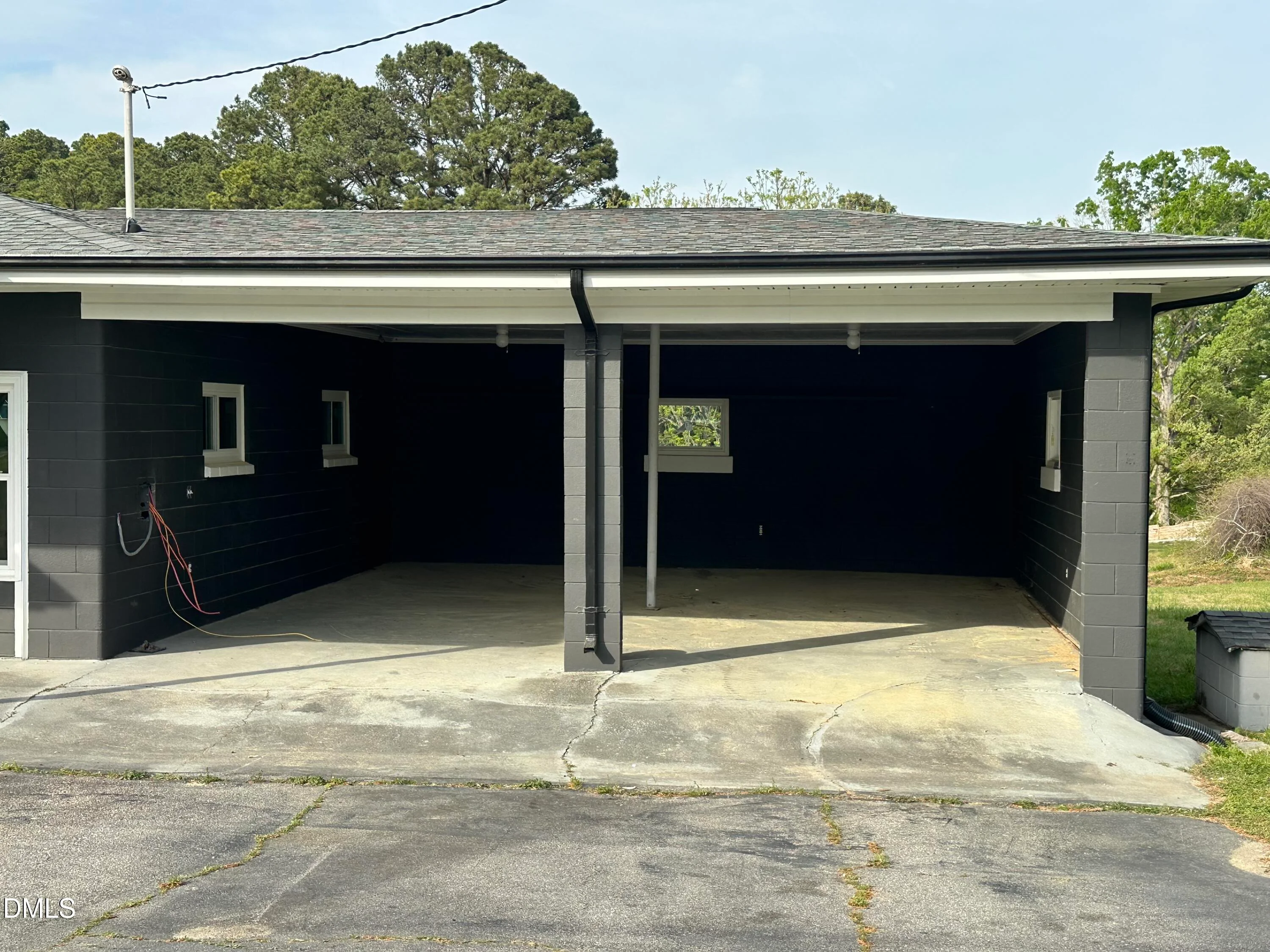 7121 Rock Service Station Road