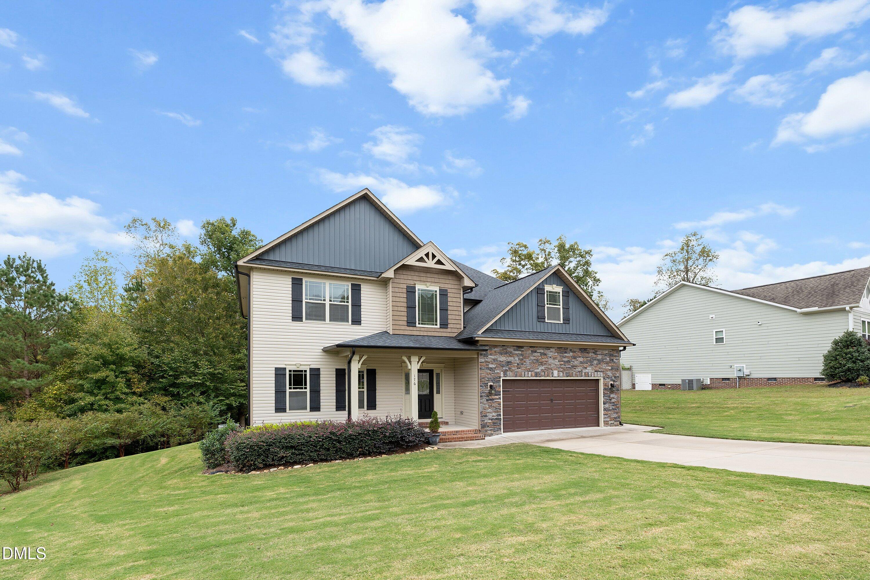 176 Northcliff Court