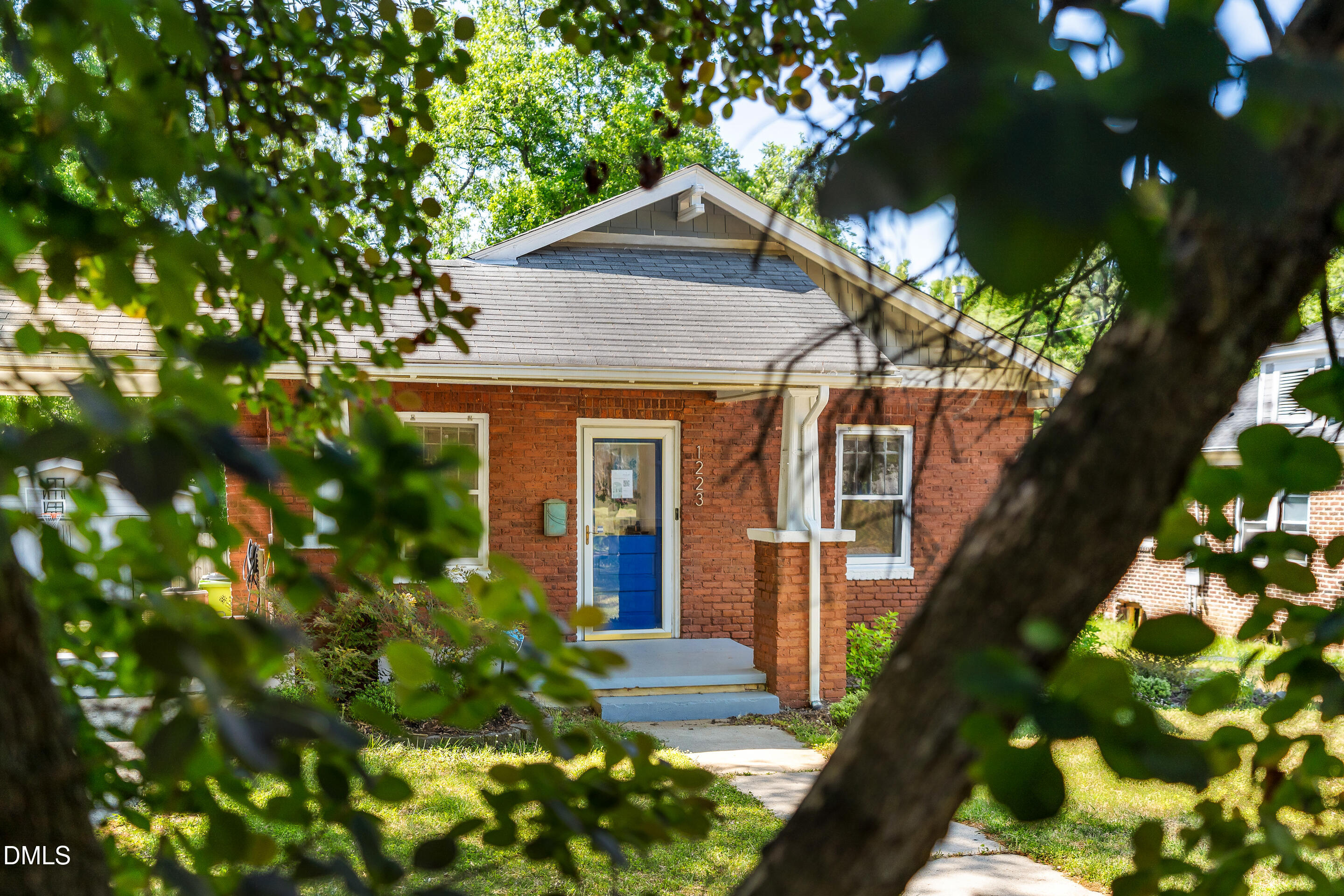 1223 Courtland Drive