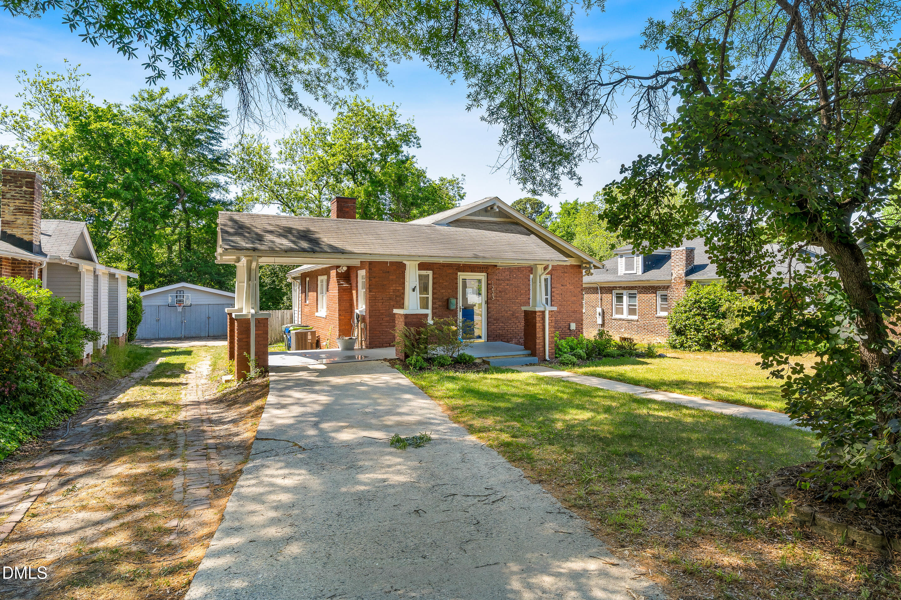 1223 Courtland Drive
