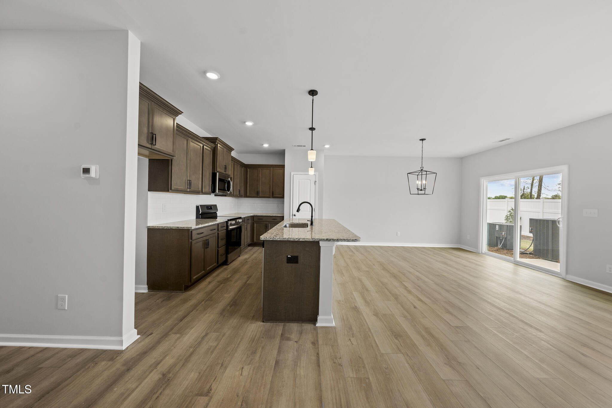 104 Ripple Way 318