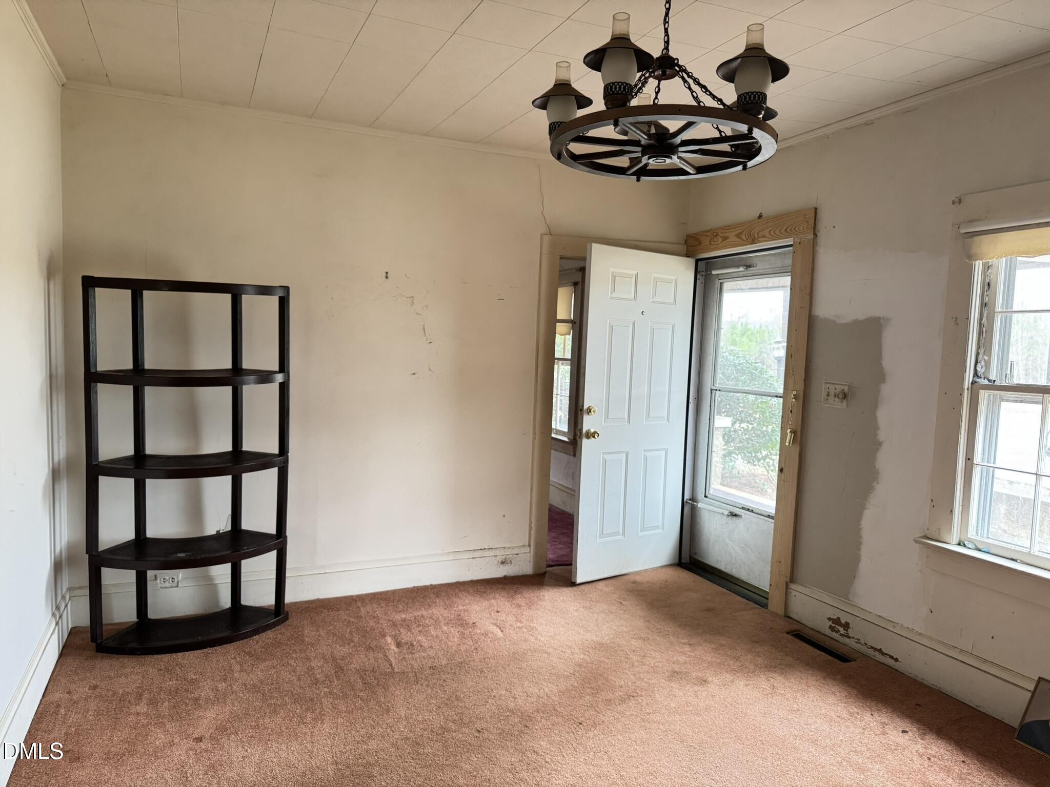 580 Us Hwy 158 Business East