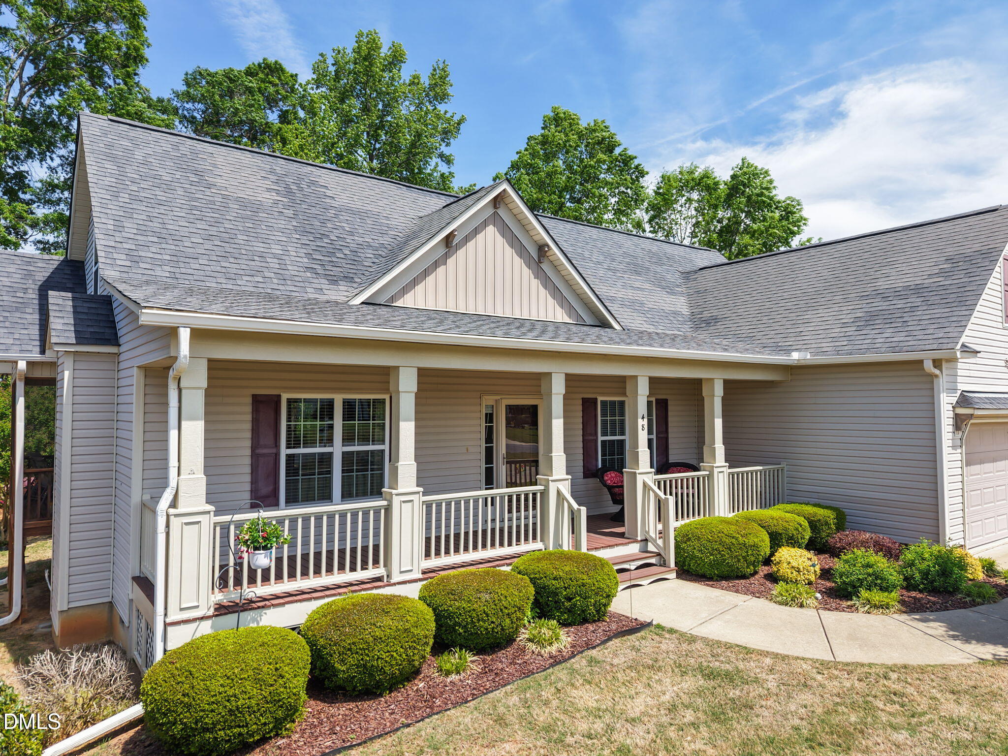 48 Tia Place
