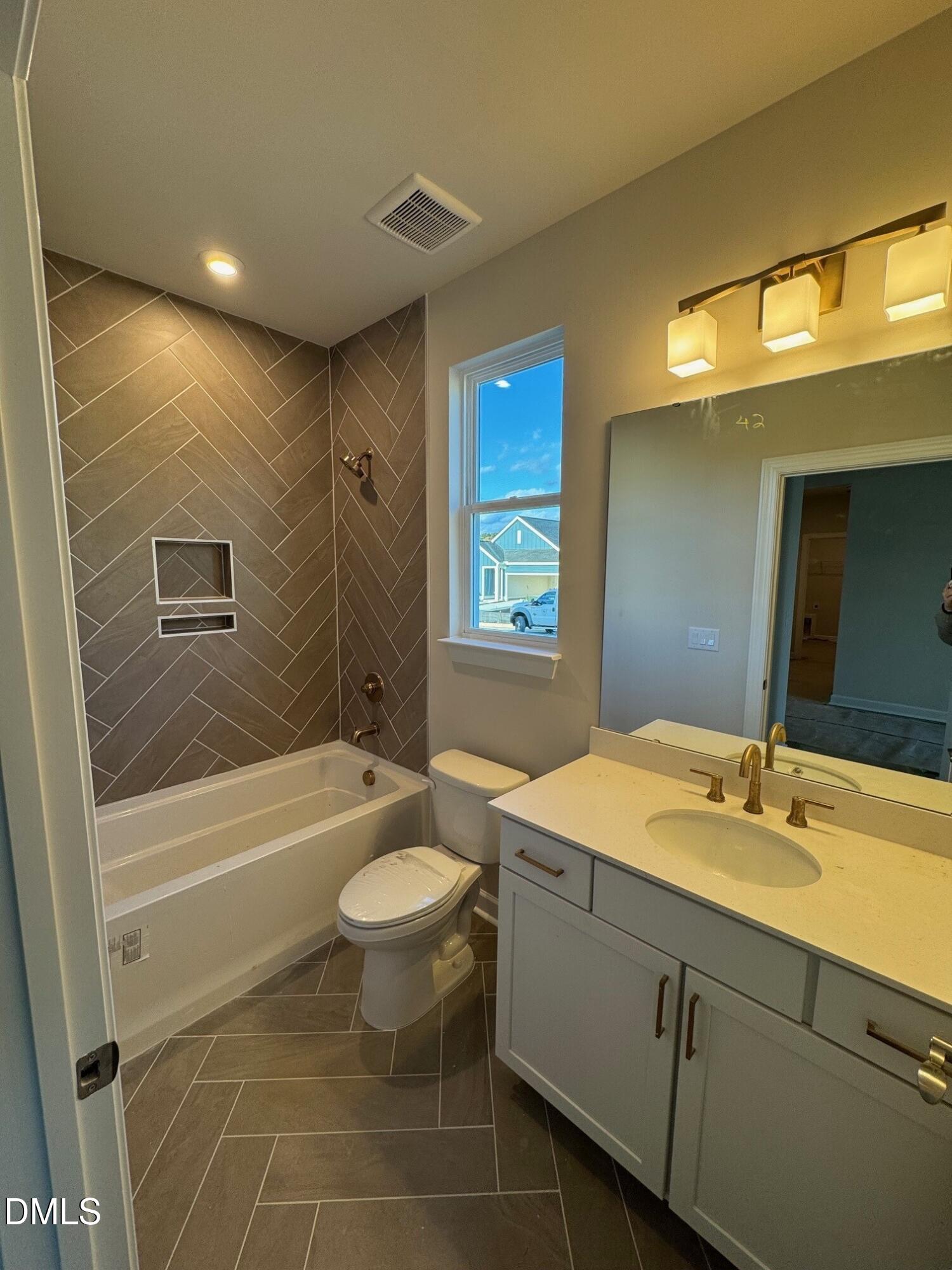 271 Cheerful Lane