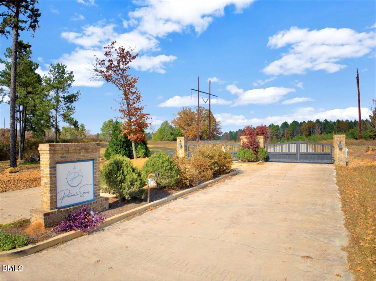 73 Pinnacle Shores Drive