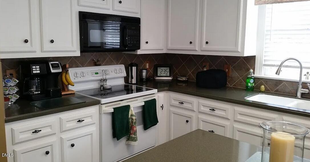 4301 Treetops Circle