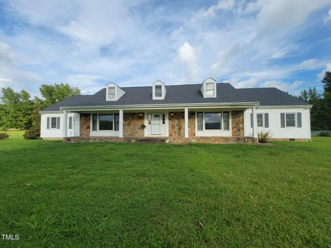 4512 Belltown Road Oxford NC 27565