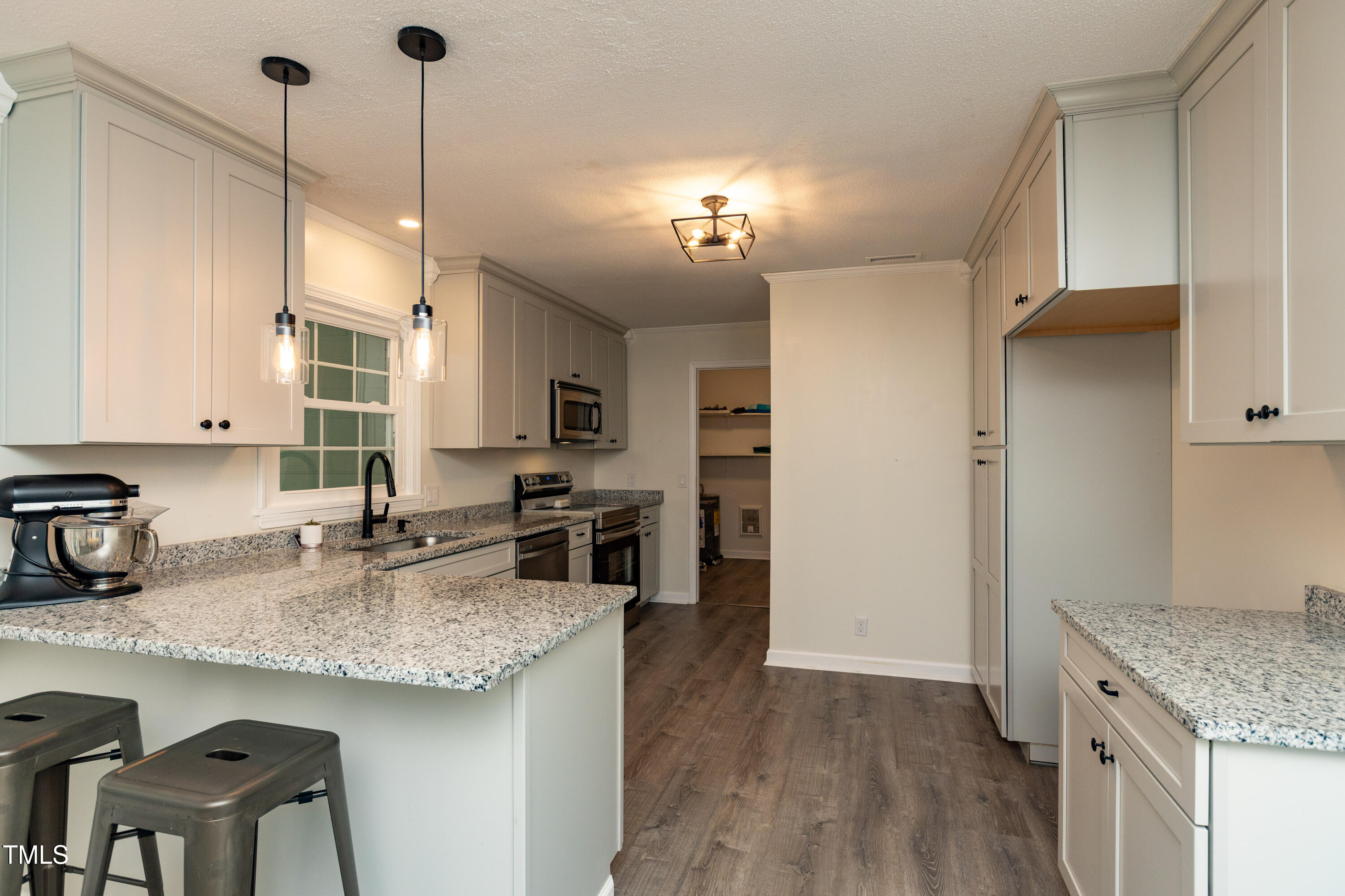 438 N Hickory Street