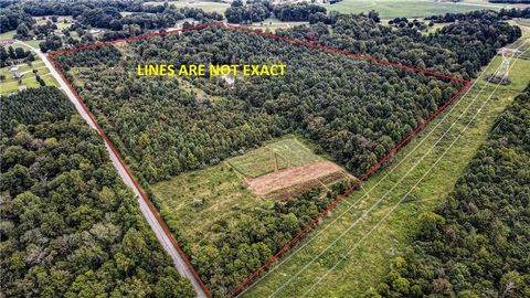 7025 Old 421 Road Liberty NC 27298