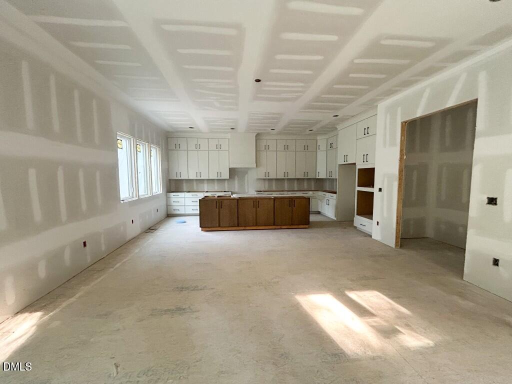 1003 Phoenix Place