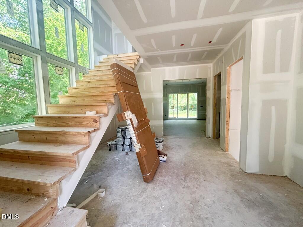 1003 Phoenix Place