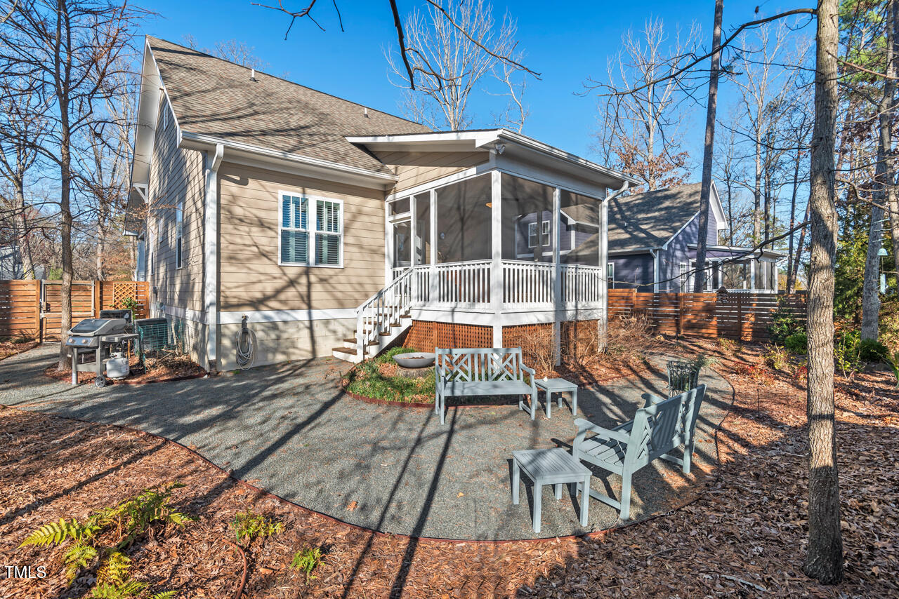 Durham, North Carolina 27707, United States, 3 Bedrooms Bedrooms, ,2 BathroomsBathrooms,Residential,Pending,86331