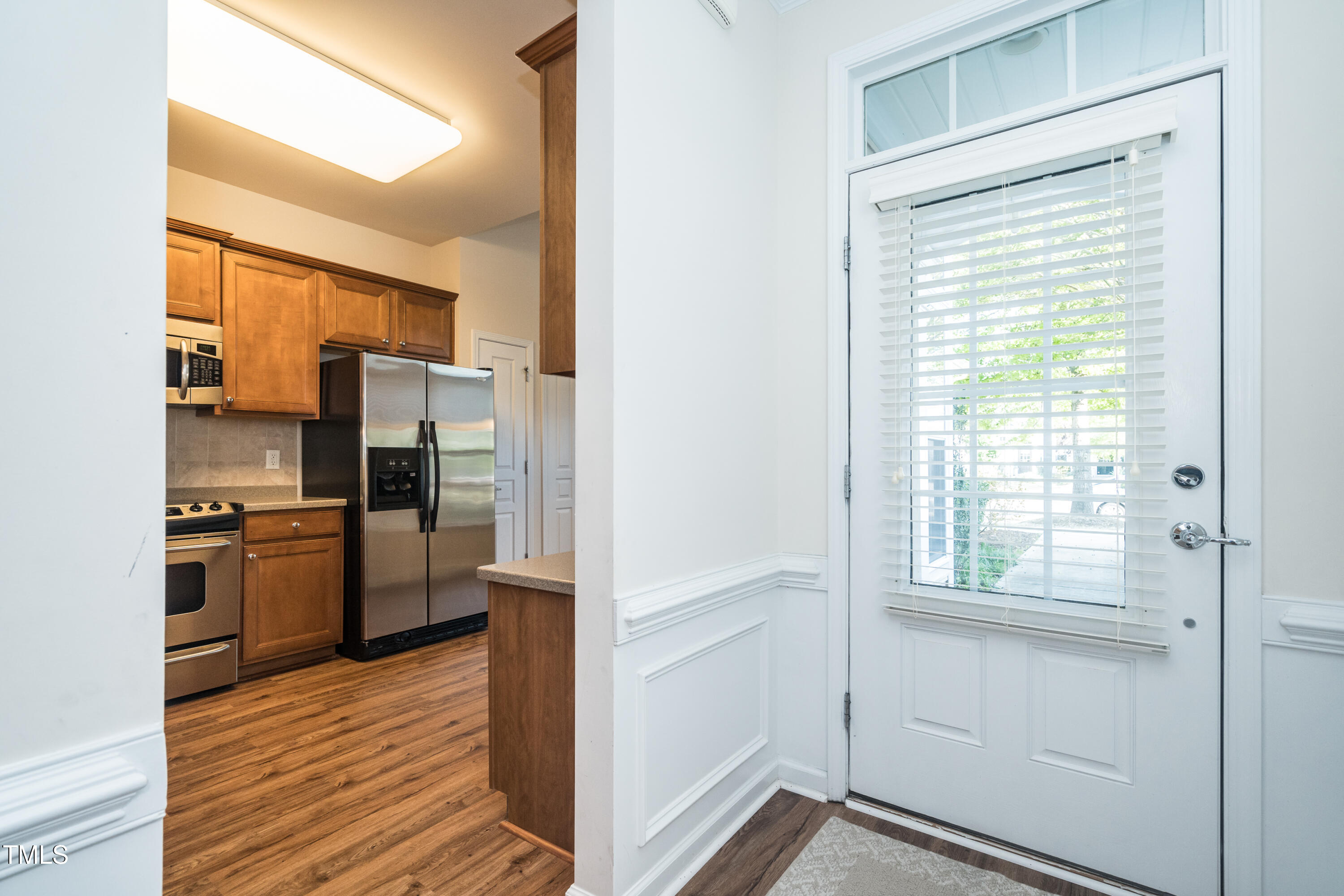 416 Easton Grey Loop