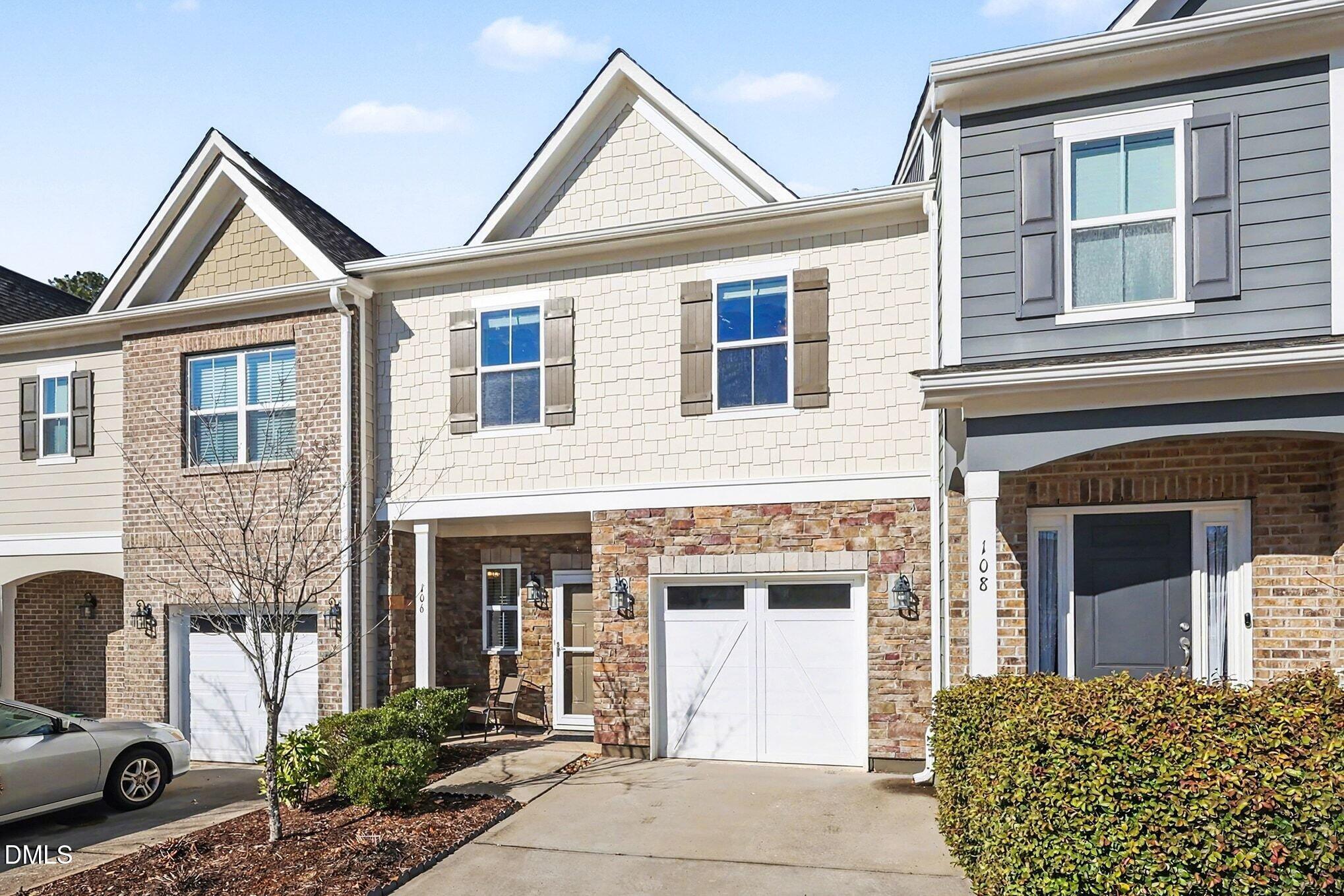 106 Castien Cove Place